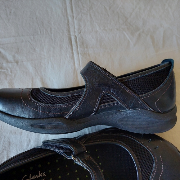 Clarks black leather walking comfort shoes size 6.5 - Picture 7 of 13
